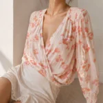 Featured thumbnail for Blouse Sanctuary cache coeur féminine beige rose
