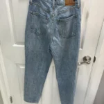 Thumbnail for Jean boyfriend ample à taille haute « Denim Forum » d'Aritzia