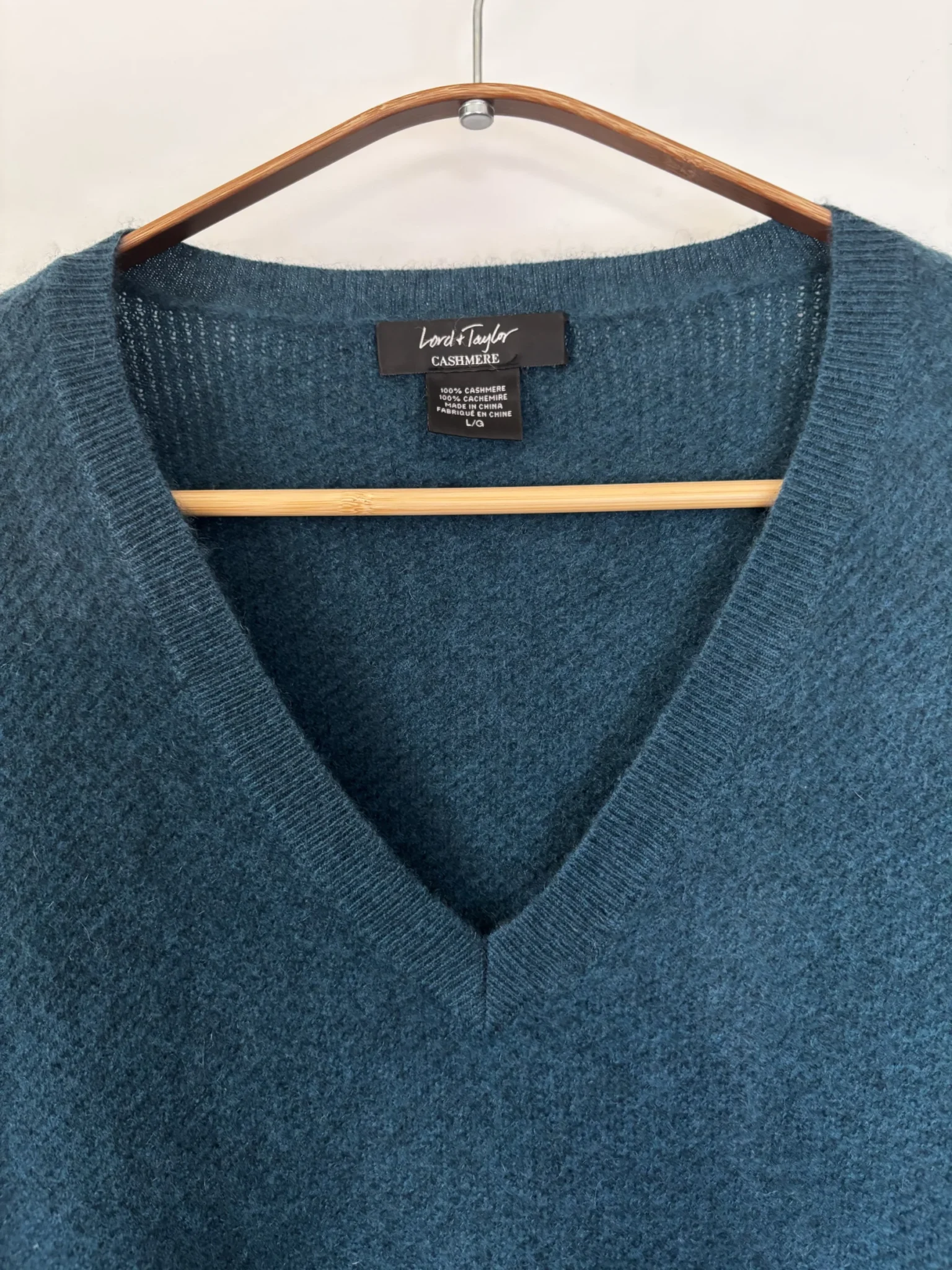 Image for ♥️LORD & TAYLOR cashmere jumper