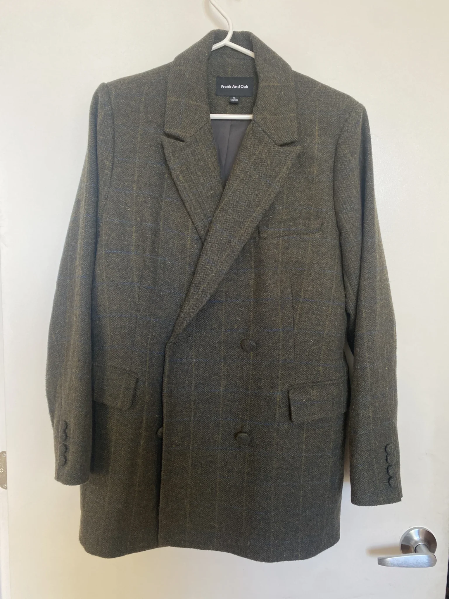 Featured image for Frank and Oak forest green jacket
