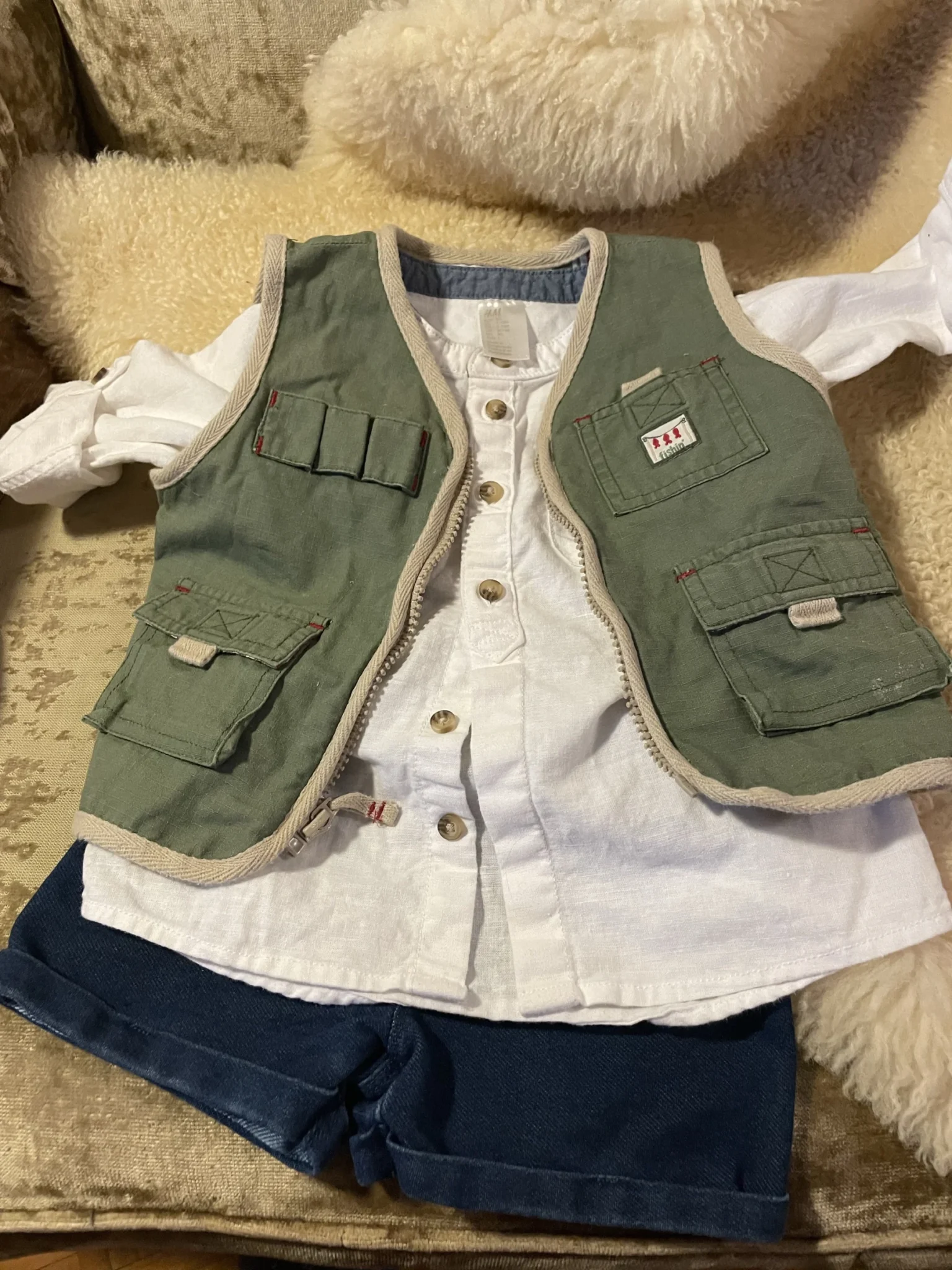 Image for Lightweight sleeveless coat for 12-month-olds