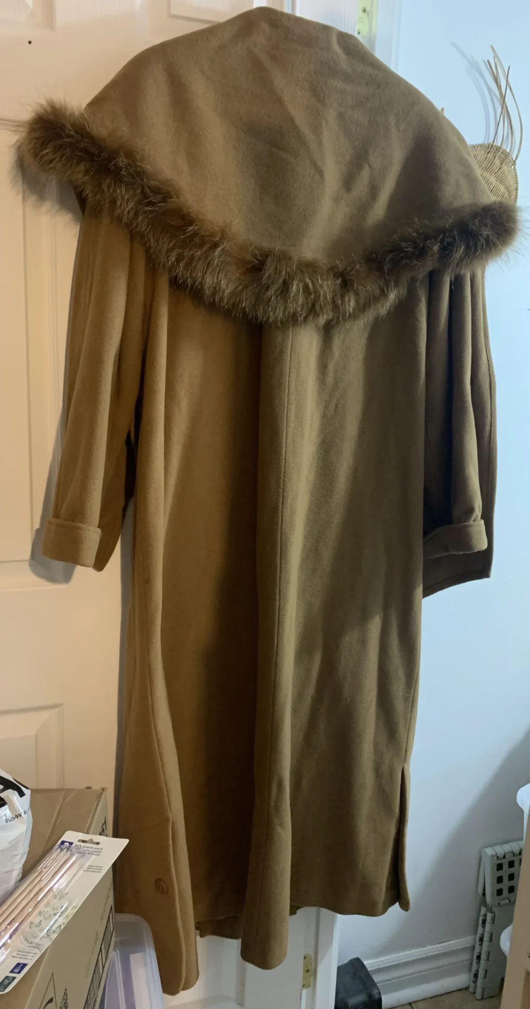 Image for Manteau écharpe/cape vintage en laine Thunder Bay – Style unique (Taille L)