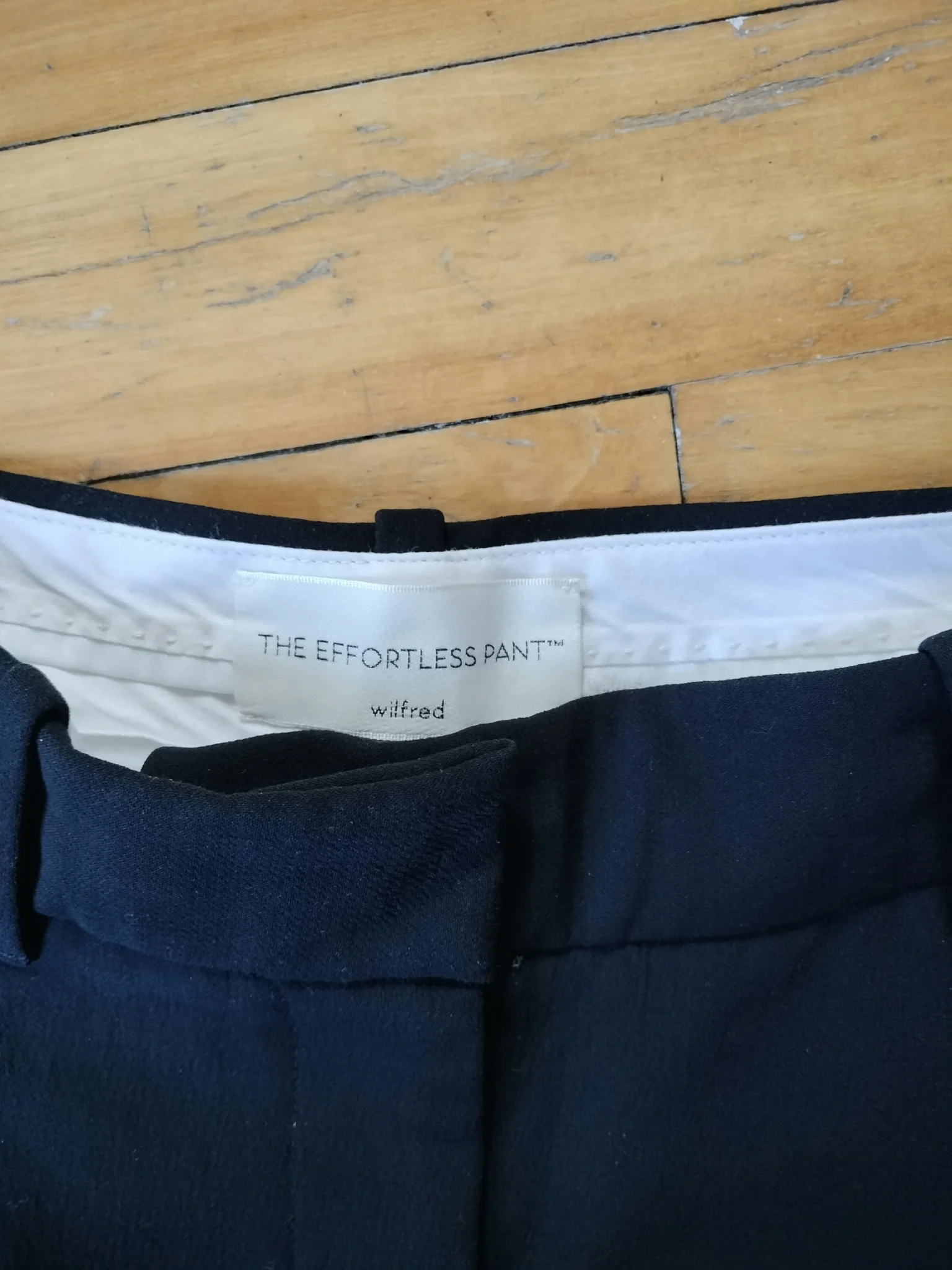 Image for Aritzia Trousers – the Effortless Pant