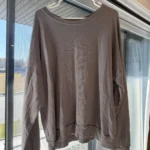 Featured thumbnail for Chandail Momme et cie M/L (Fait Large)