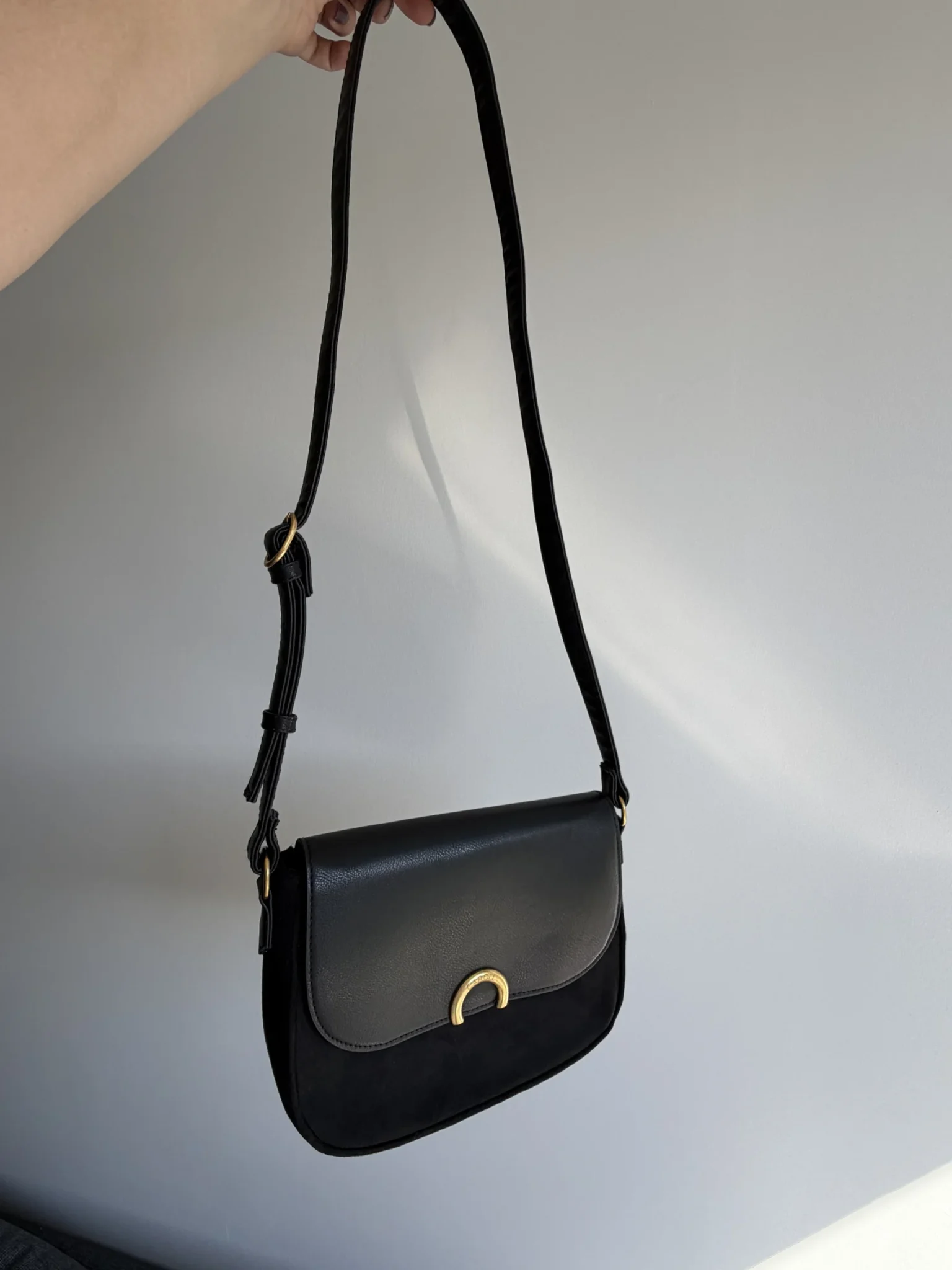 Image for Sac à main Caroll noir à détail doré