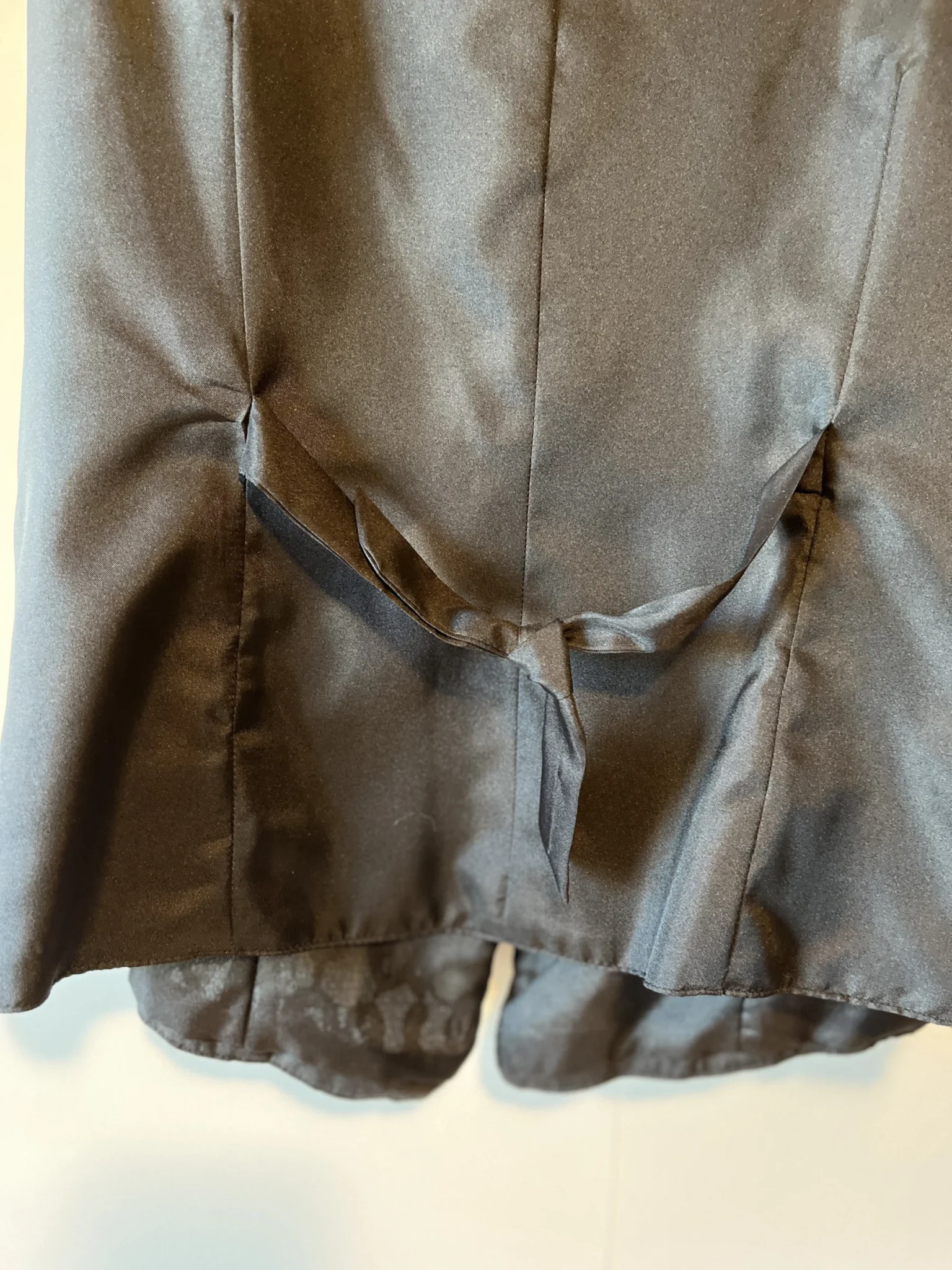 Image for Black sleeveless jacket/blouse – Cleo