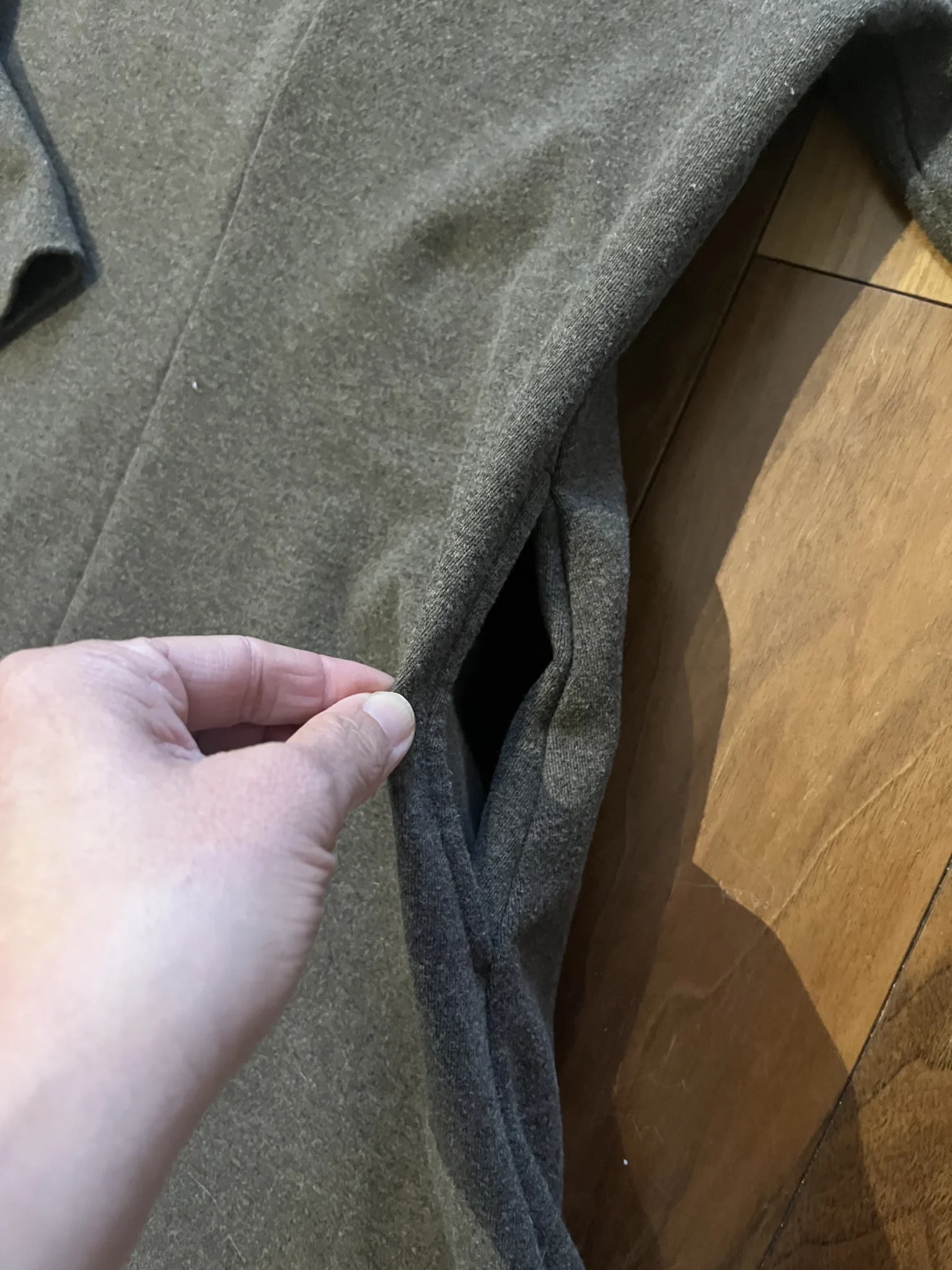 Image for Robe longue en molleton kaki Uniqlo