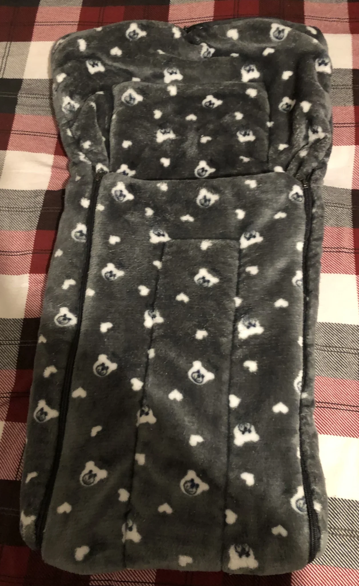 Image for Lovely baby sleeping bag / Warm dark grey fleece cover for babies (0–6 months+) with cute teddy bear designs
