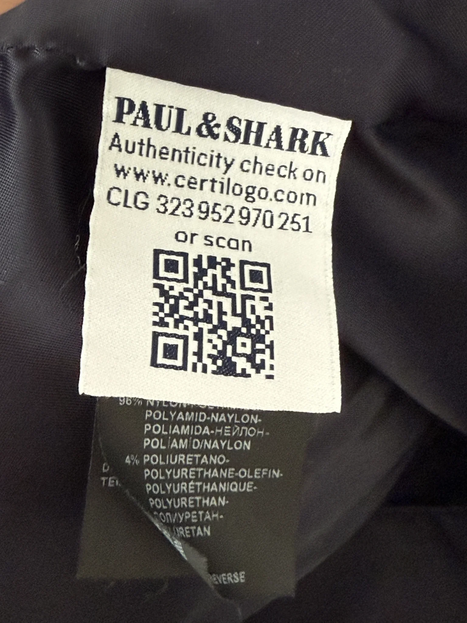 Image for Manteau Paul and Shark