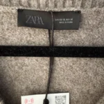 Thumbnail for Gilet taupe encoulure en V neuf Zara