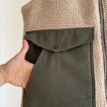 Thumbnail for Veste Utilitaire Réversible Verte et Beige Hooké en Sherpa et Canevas Homme Medium