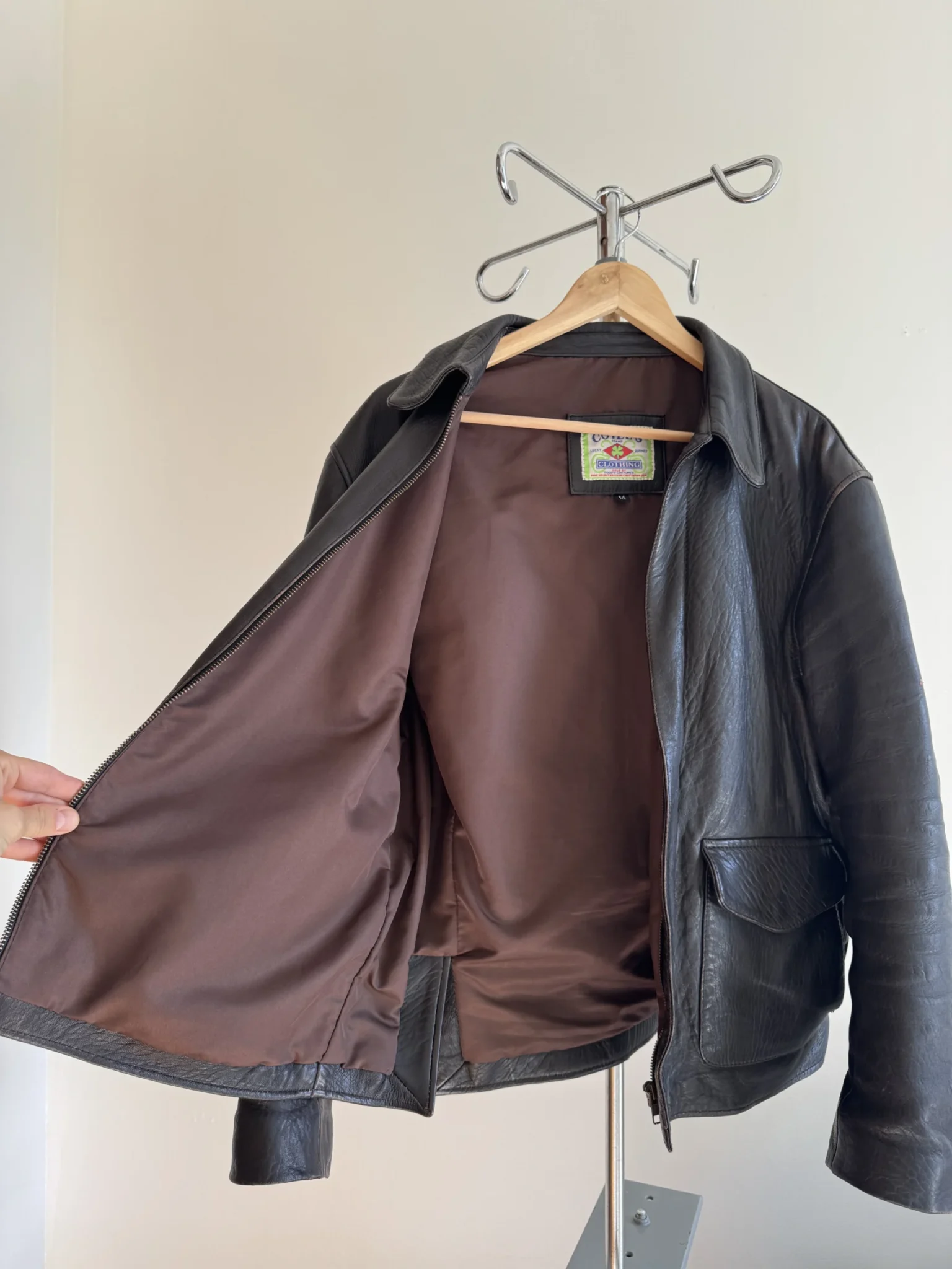Image for Manteau de Cuir d'agneau Indiana Jones Coyle's Clothing Raiders of the Ark Medium Marron