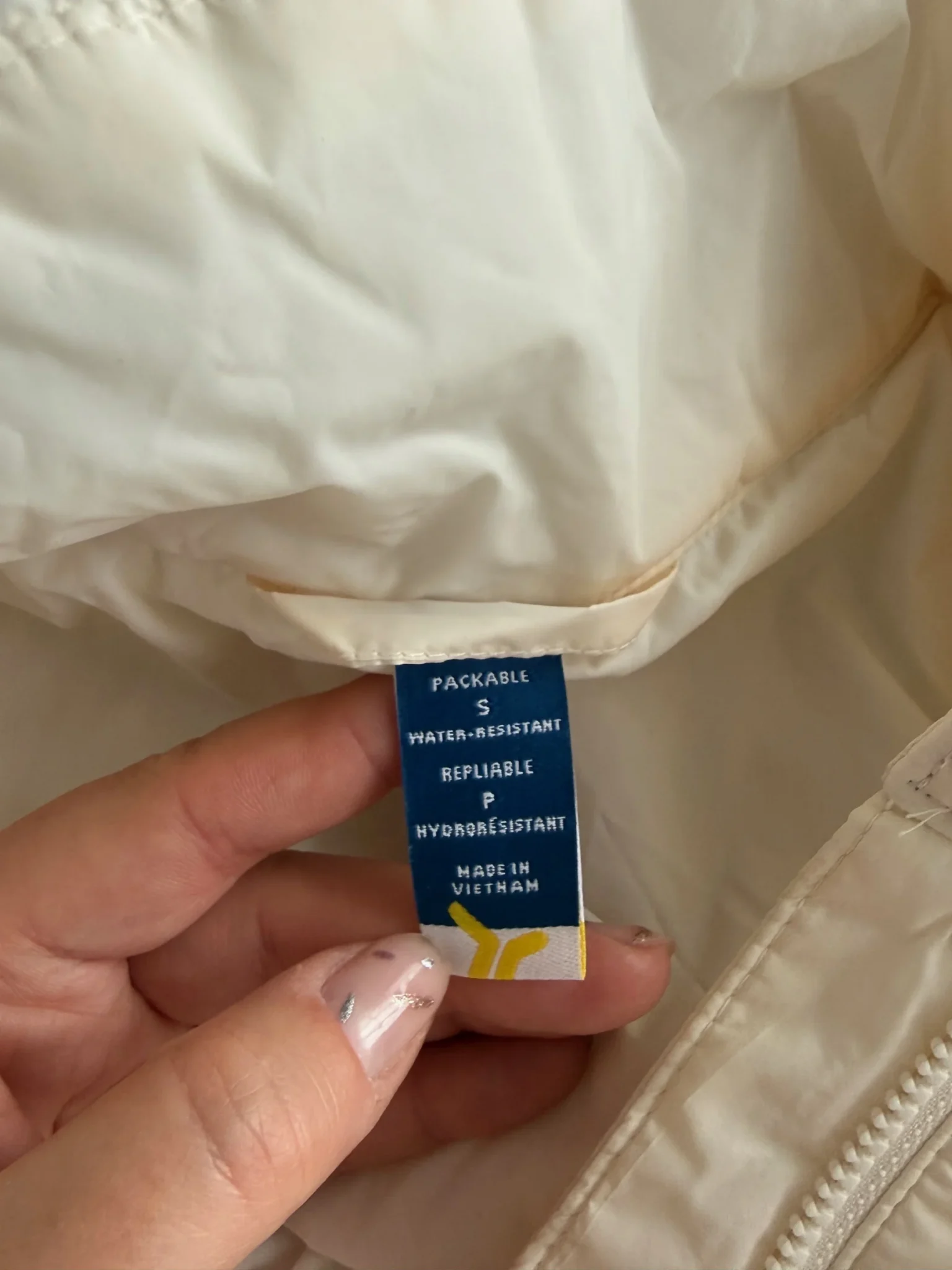 Image for Old Navy lightweight, water-resistant fold-away coat