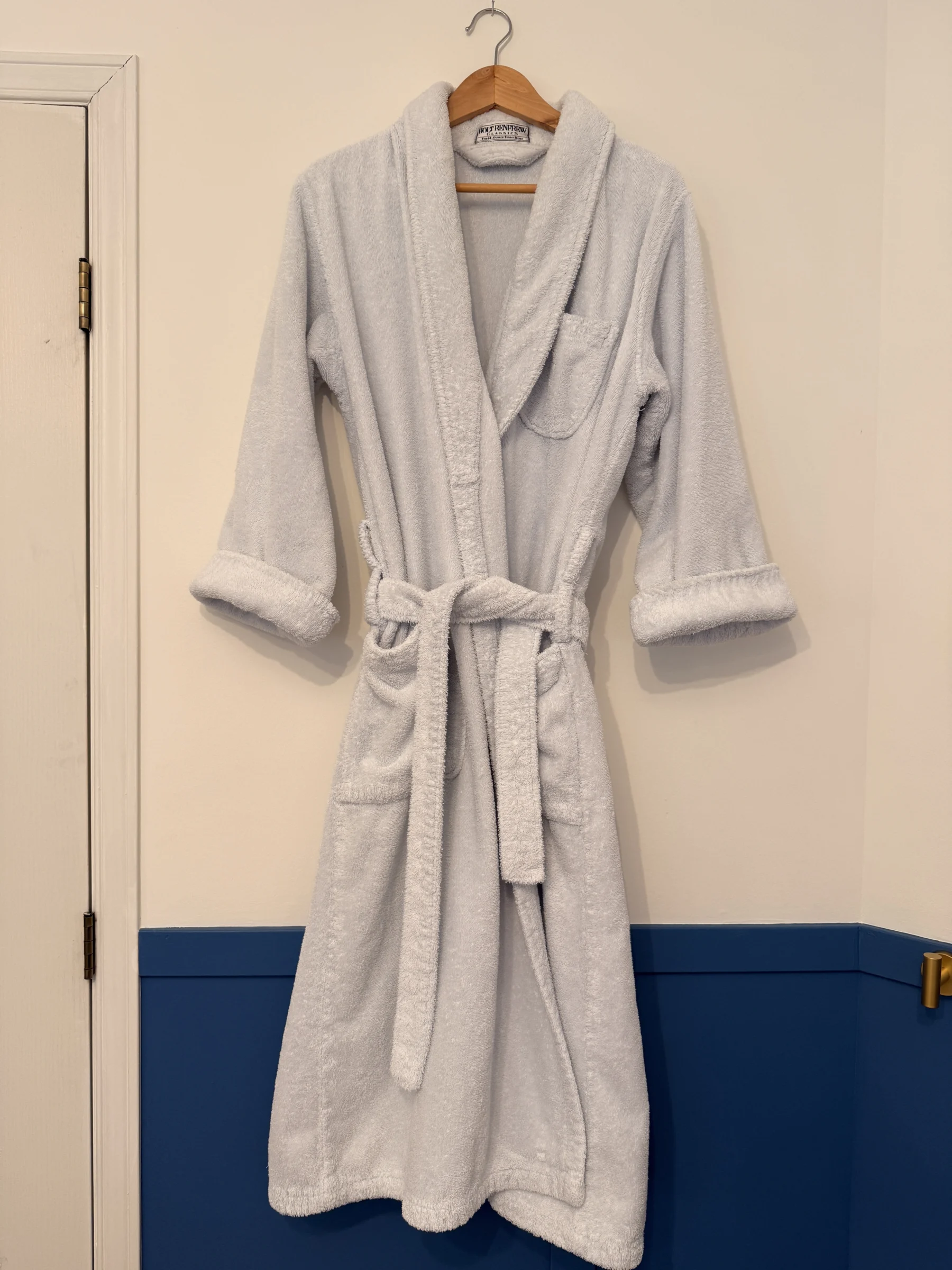Holt Renfrew terry cloth dressing gown / bathrobe *Autre seconde main