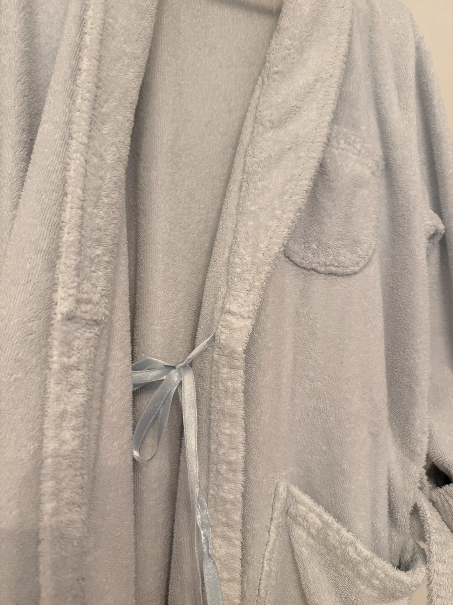 Image for Holt Renfrew terry cloth dressing gown / bathrobe