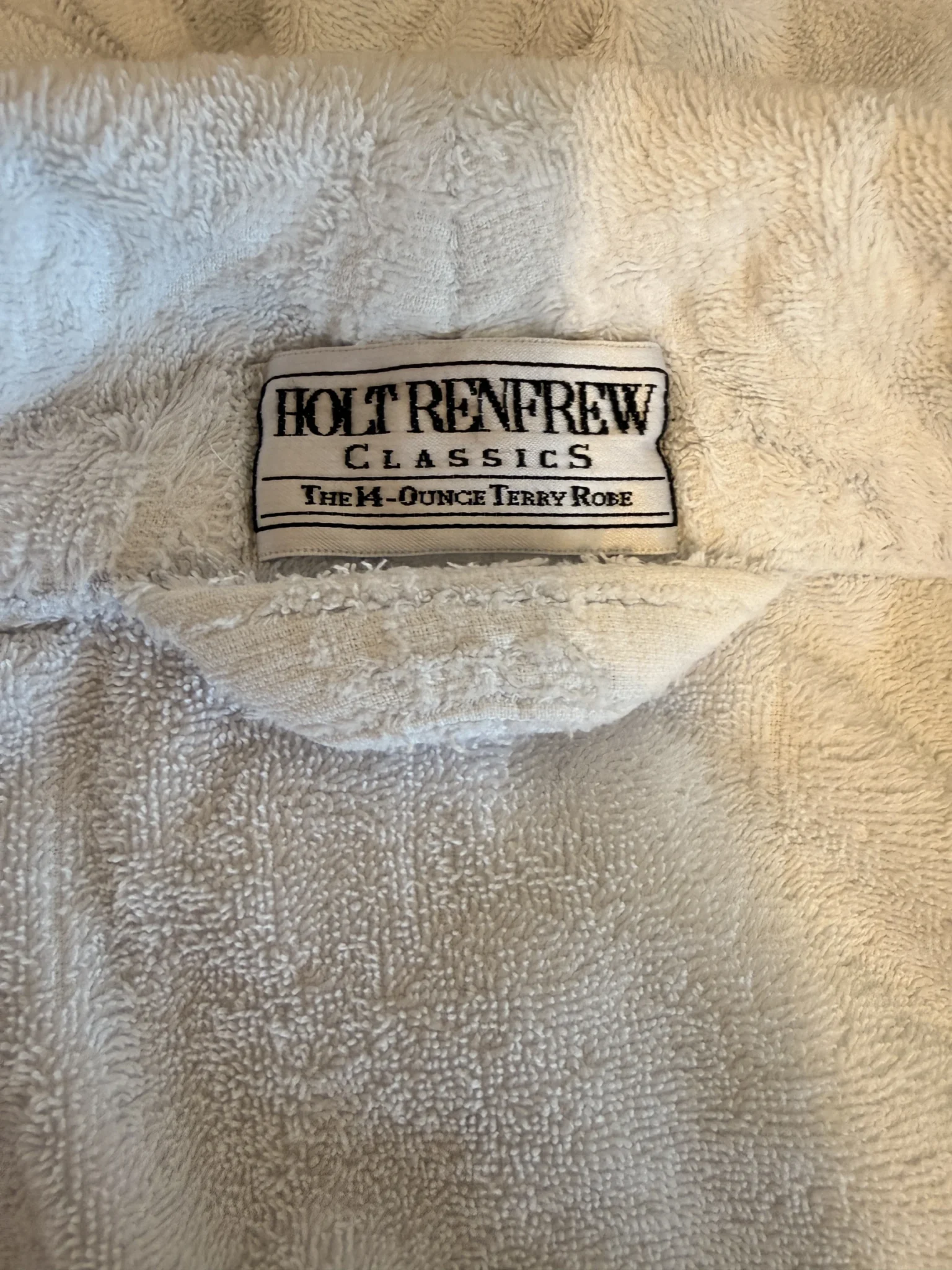 Image for Holt Renfrew terry cloth dressing gown / bathrobe