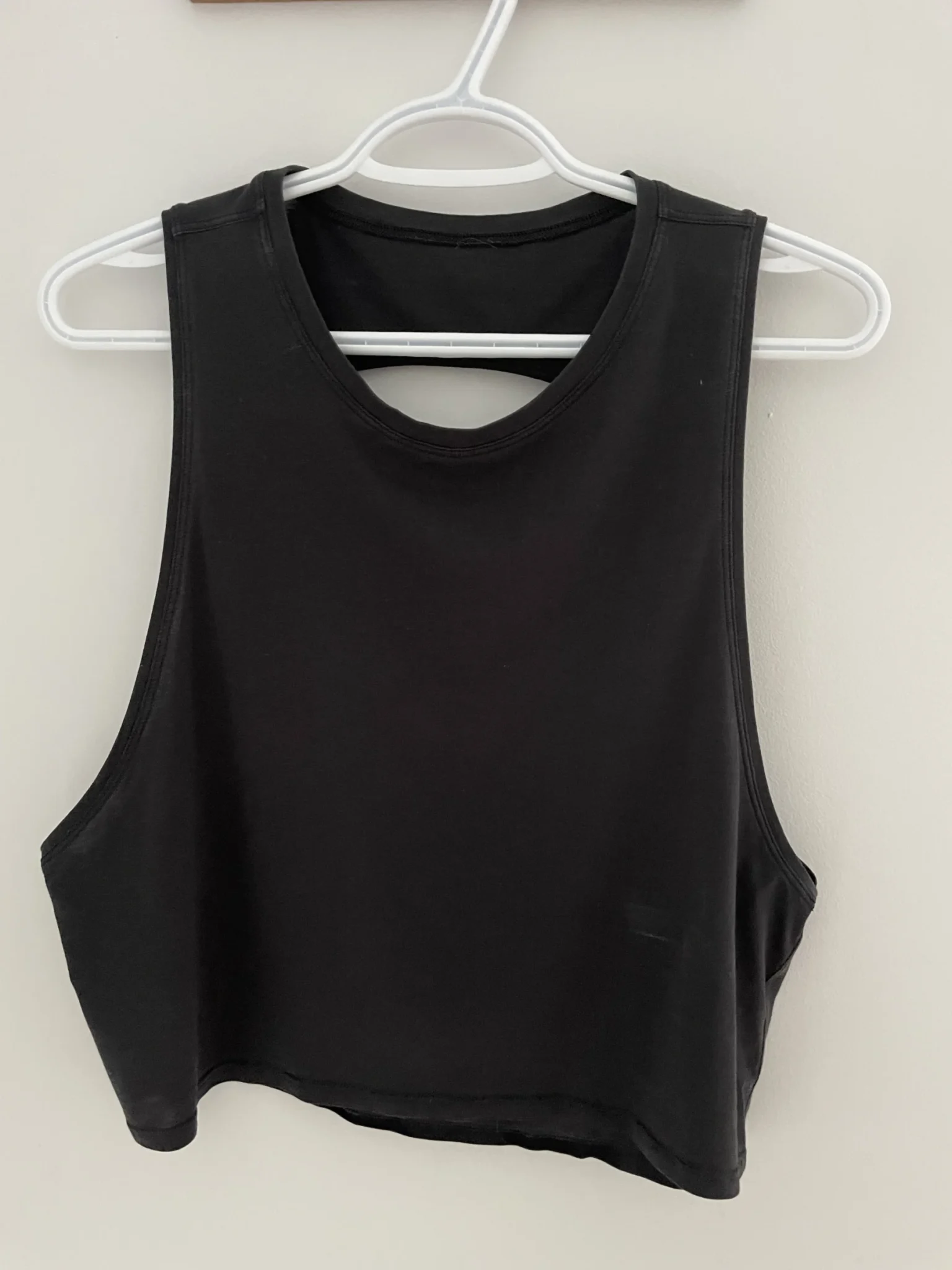Featured image for Camisole Lululemon