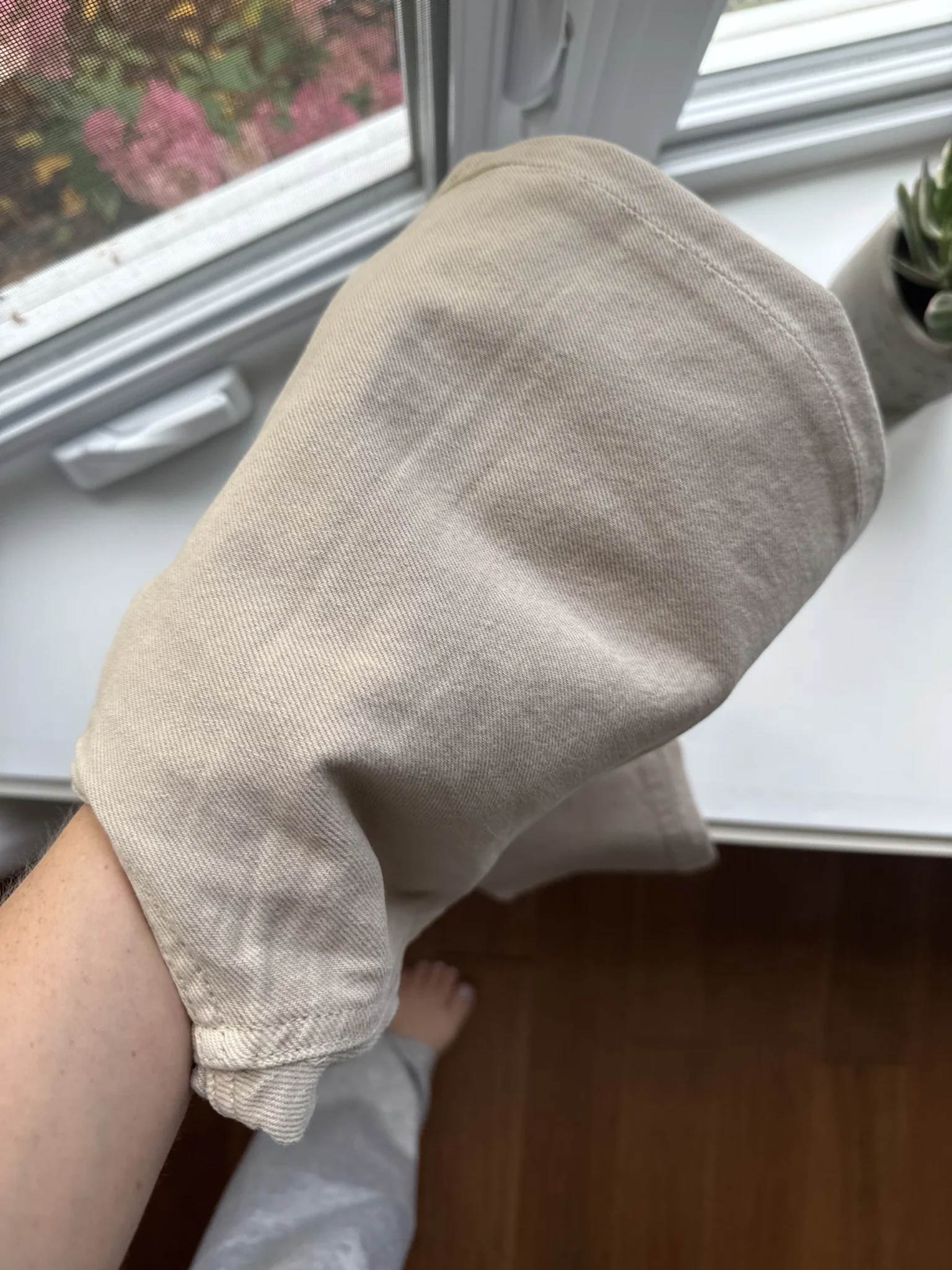 Image for Beige mum jeans