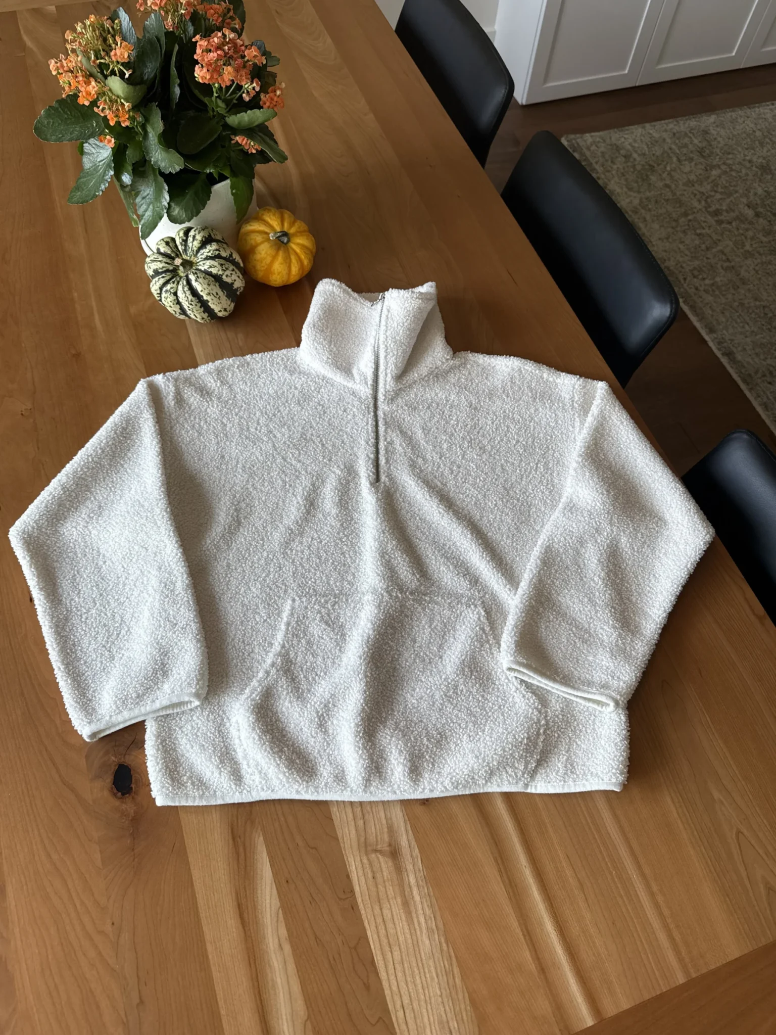 Featured image for Chandail demi-zip en tissu style mouton