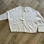 Thumbnail for Cream-coloured cardigan