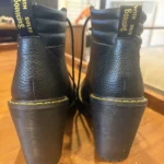 Thumbnail for Dr. Martens modèle Persephone à talons hauts - Noir