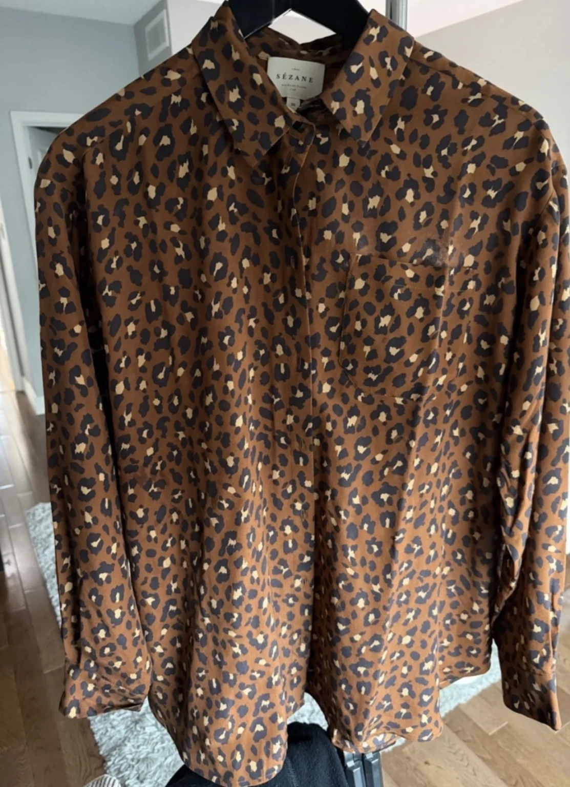 Image for Chemise Sézane en soie, taille 36