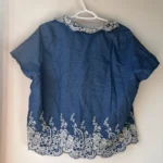 Thumbnail for Haut à broderie