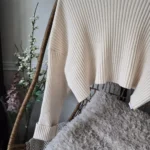 Thumbnail for Long-sleeved crop top