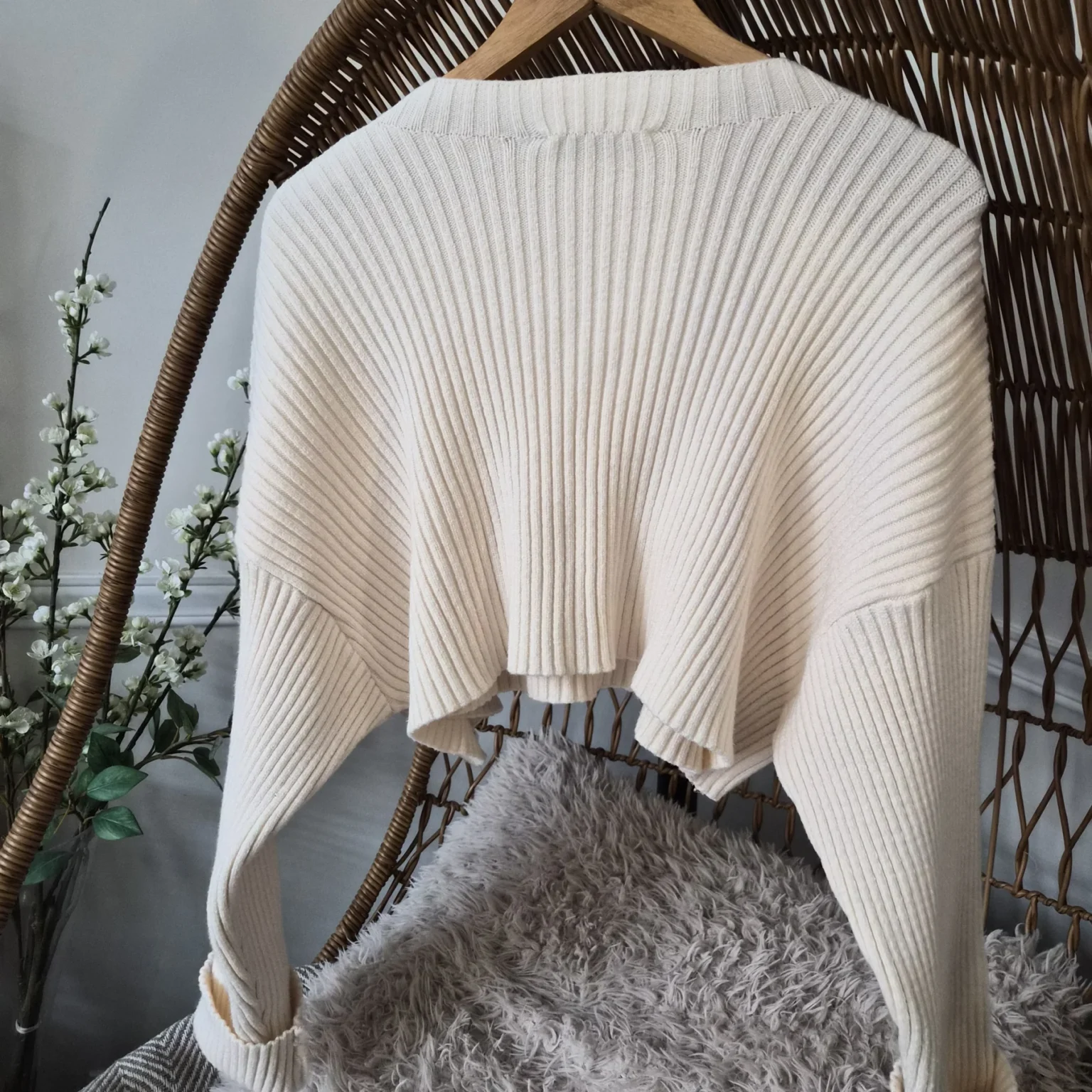 Image for Long-sleeved crop top