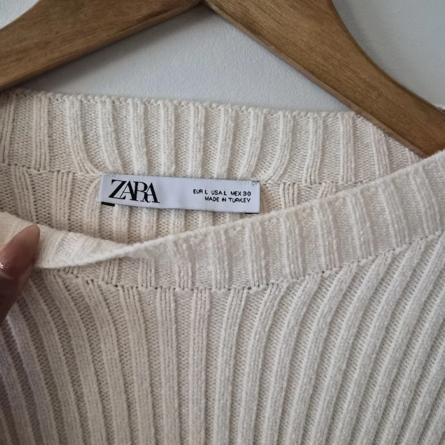 Image for Long-sleeved crop top