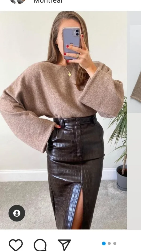 Featured image for Batwing-sleeve bodysuit jumper