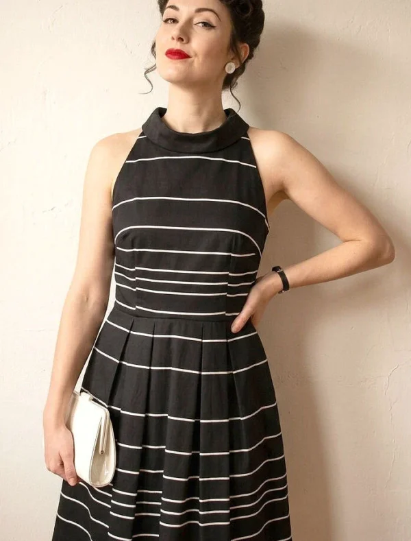 Featured image for Robe Jacob rayée noire et blanche taille S