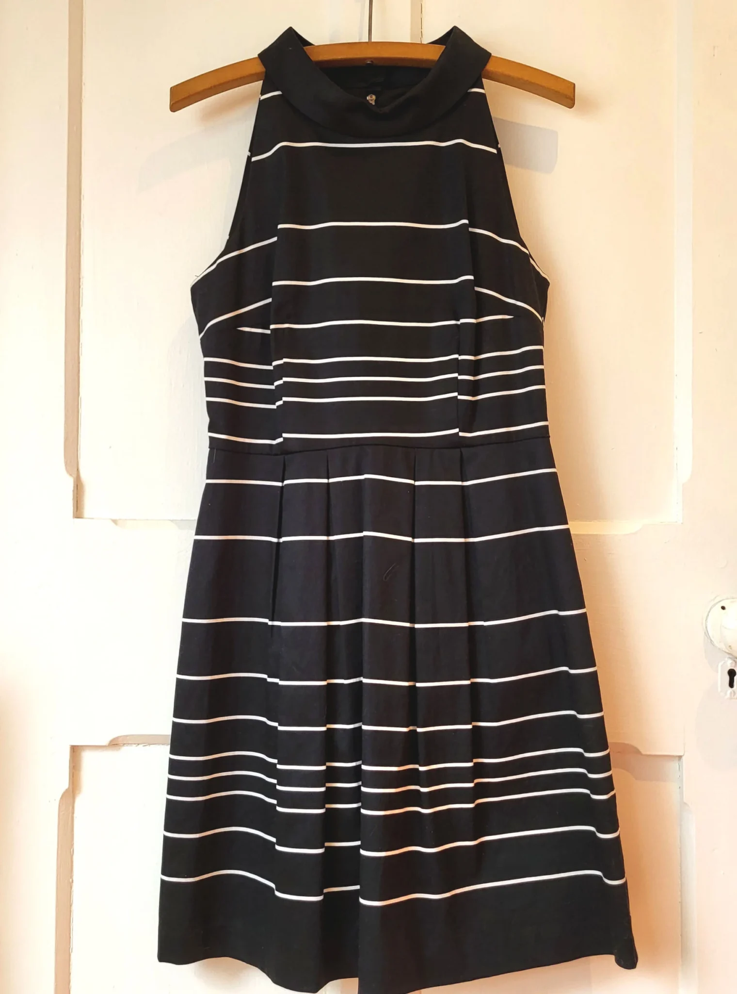 Image for Robe Jacob rayée noire et blanche taille S