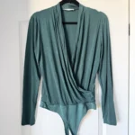 Featured thumbnail for Body Samsoe Samsoe taille M vert forêt