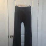 Featured thumbnail for Uniqlo legging évasé ultra-extensible
