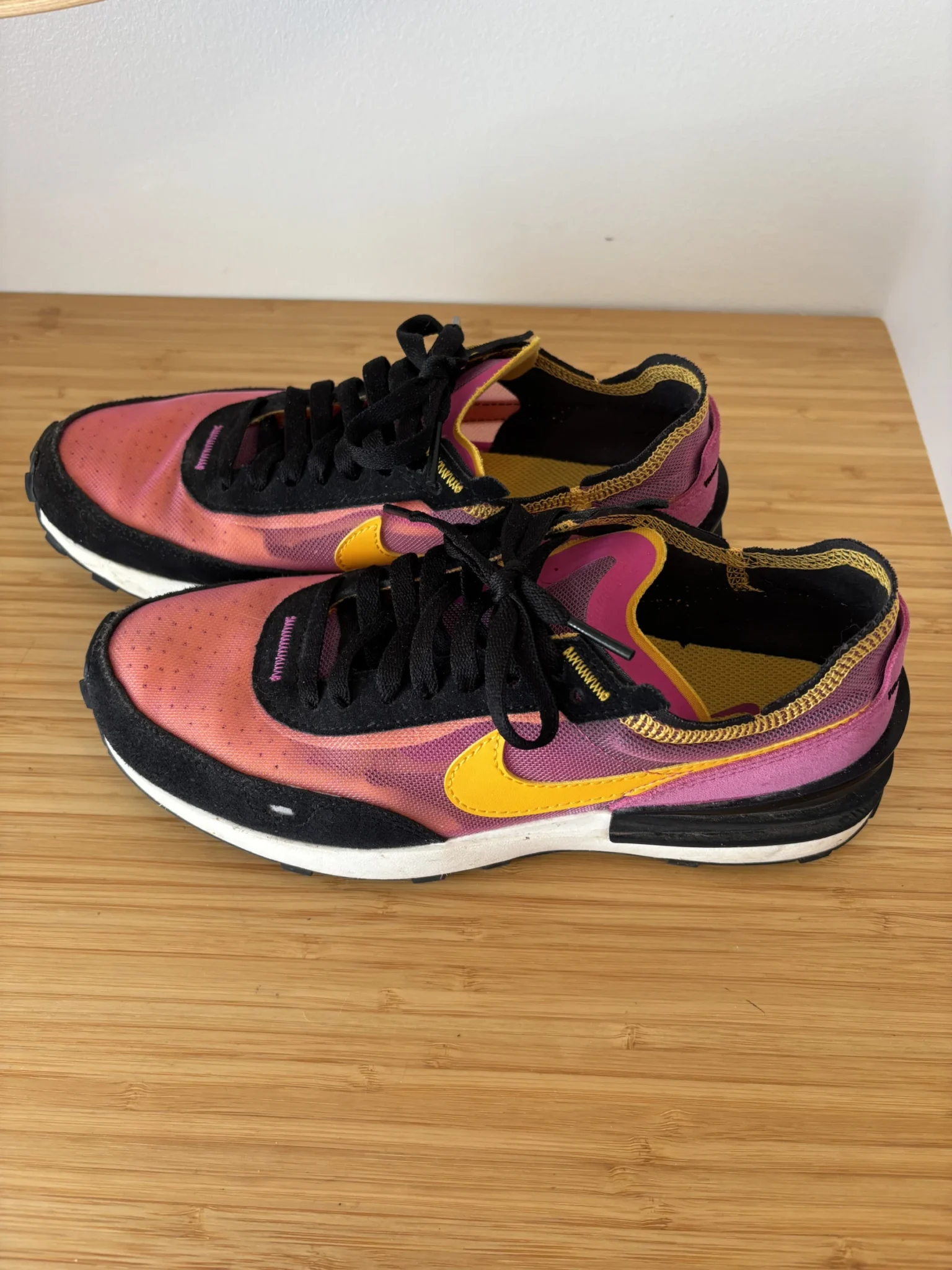 Featured image for NIKE trainers