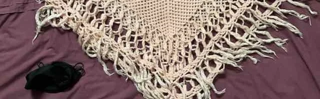 Image for Châle antique,  laine rose - Chic / VINTAGE