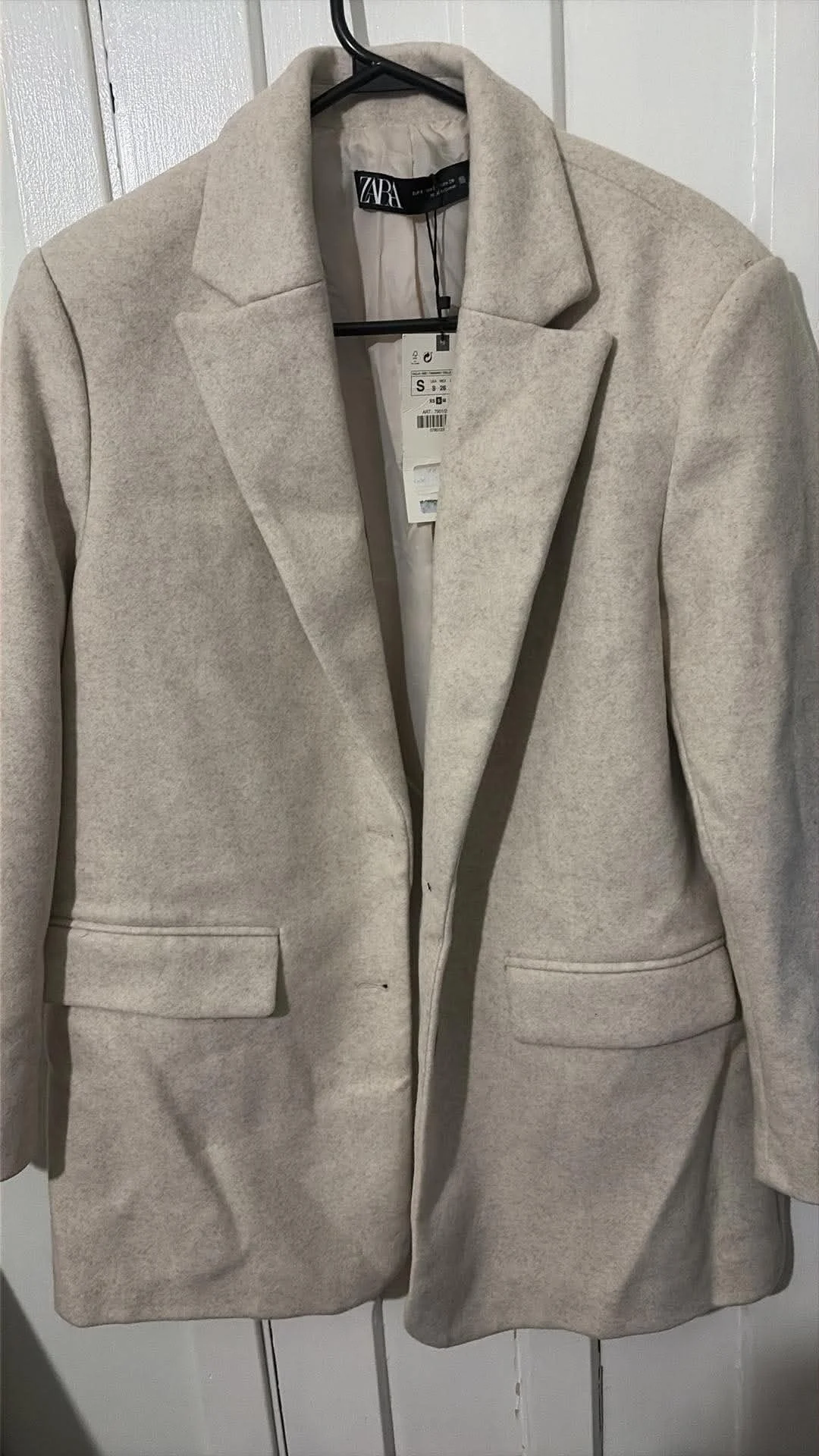 Zara Blazer  ou manteau écru. Zara seconde main