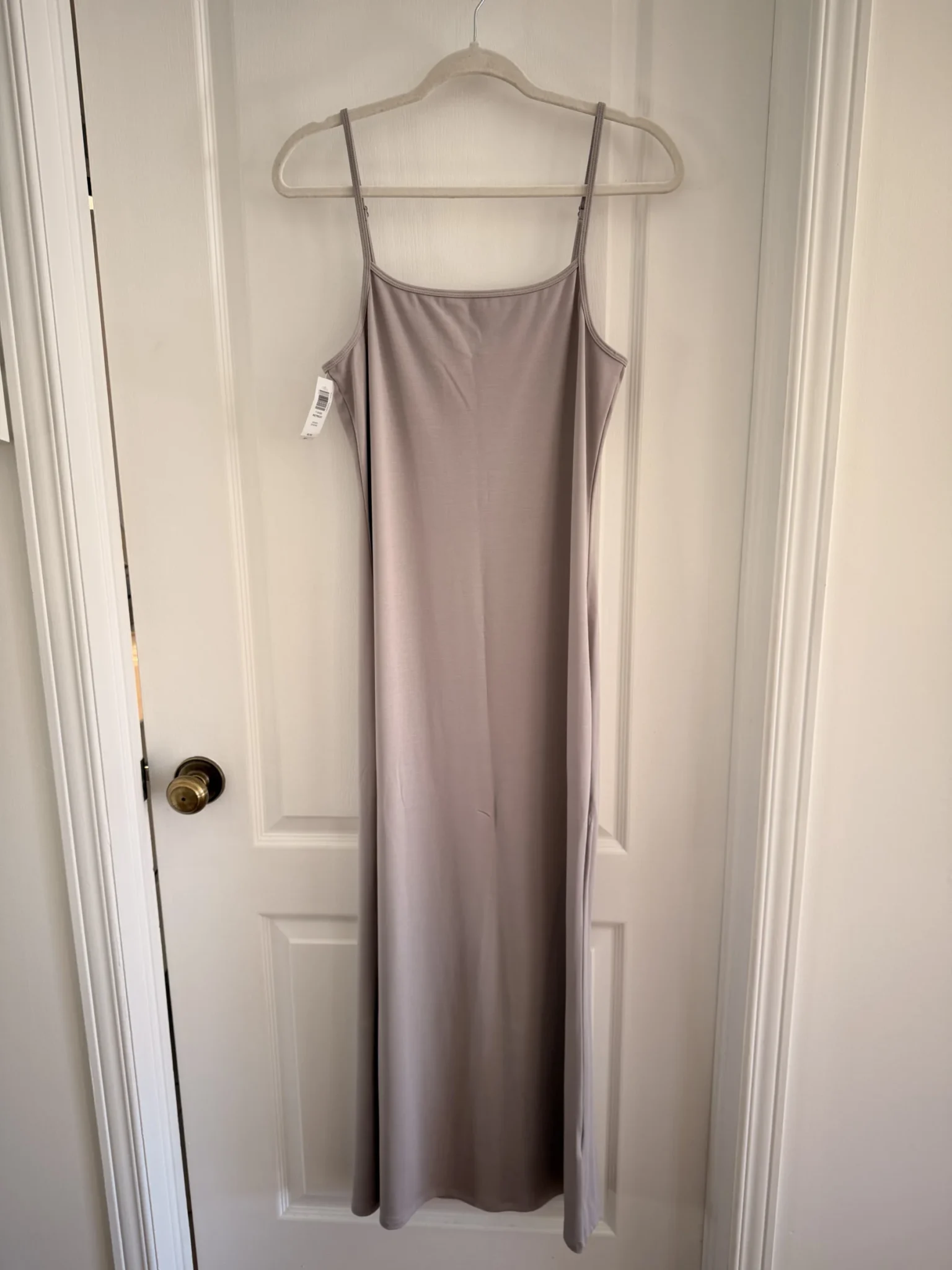 Featured image for Robe Babaton Aritzia