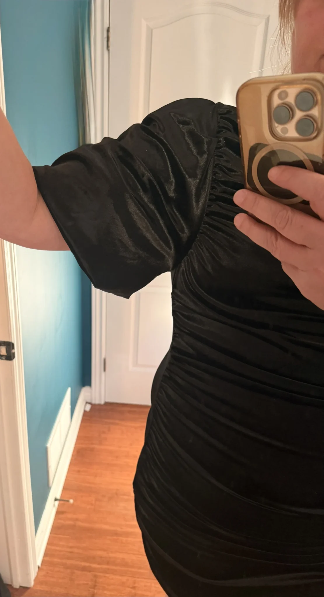 Image for Robe en velours noir effet drappé