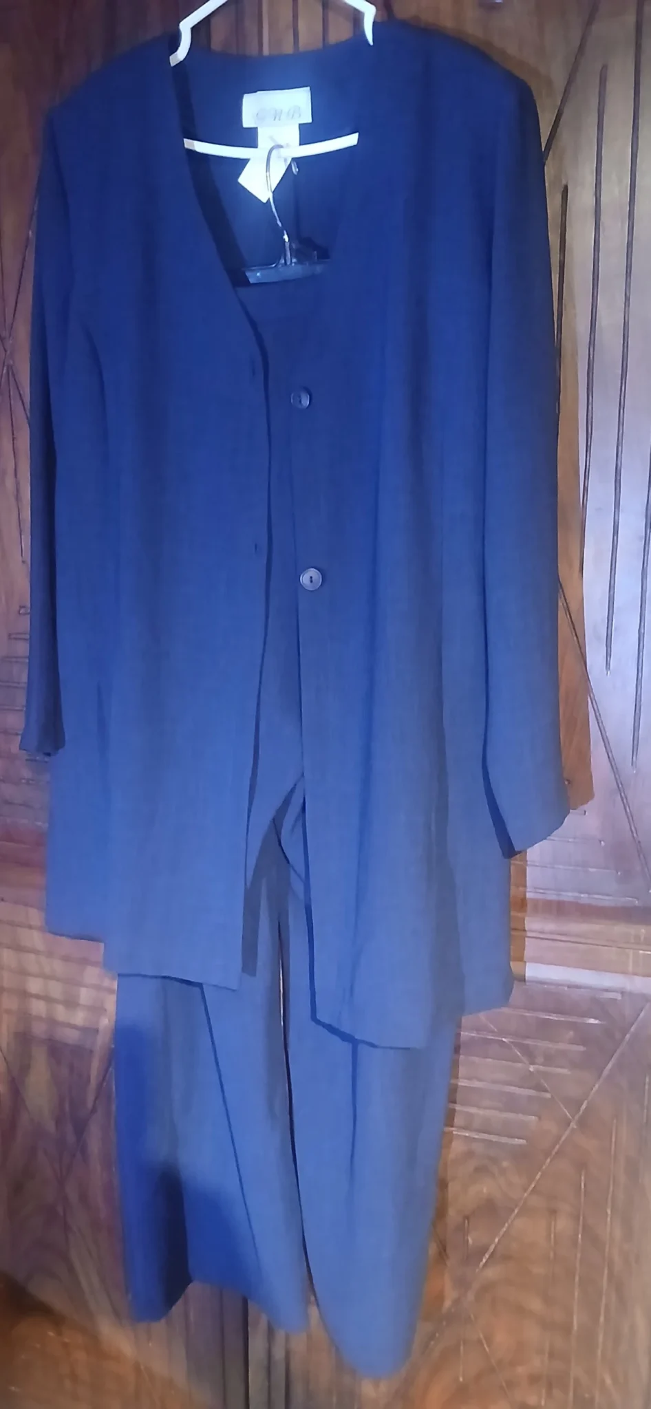 Featured image for Costume bleu marine