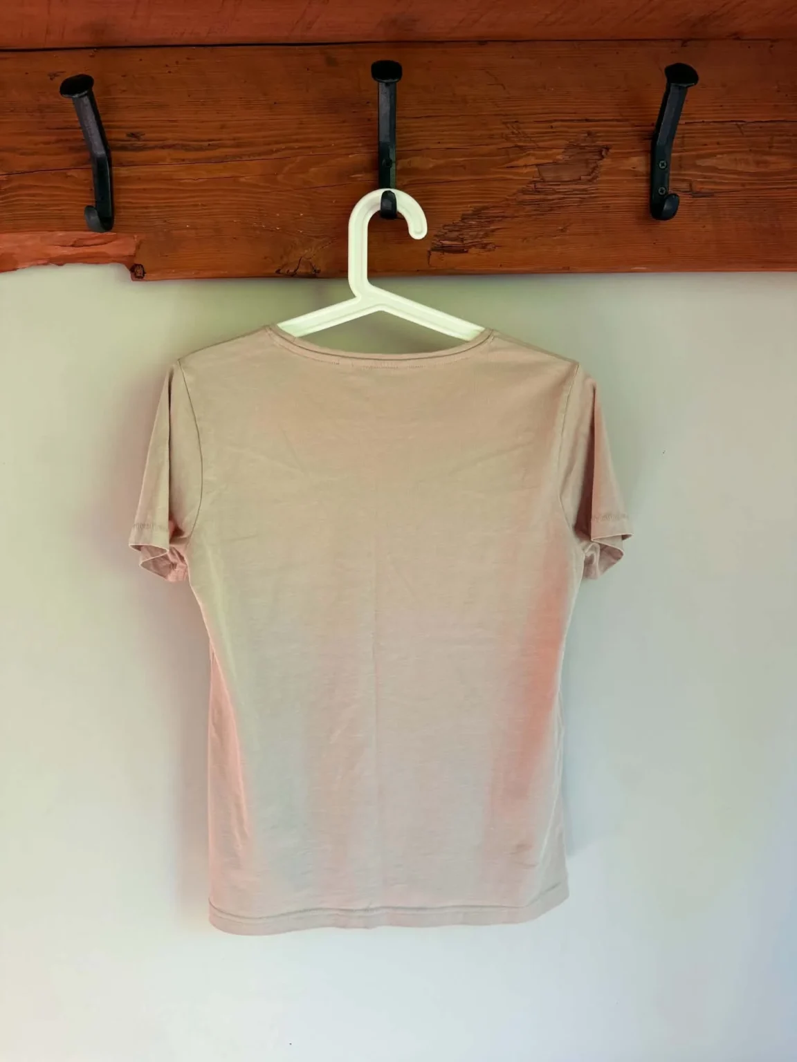 Image for Cream T-shirt – Small