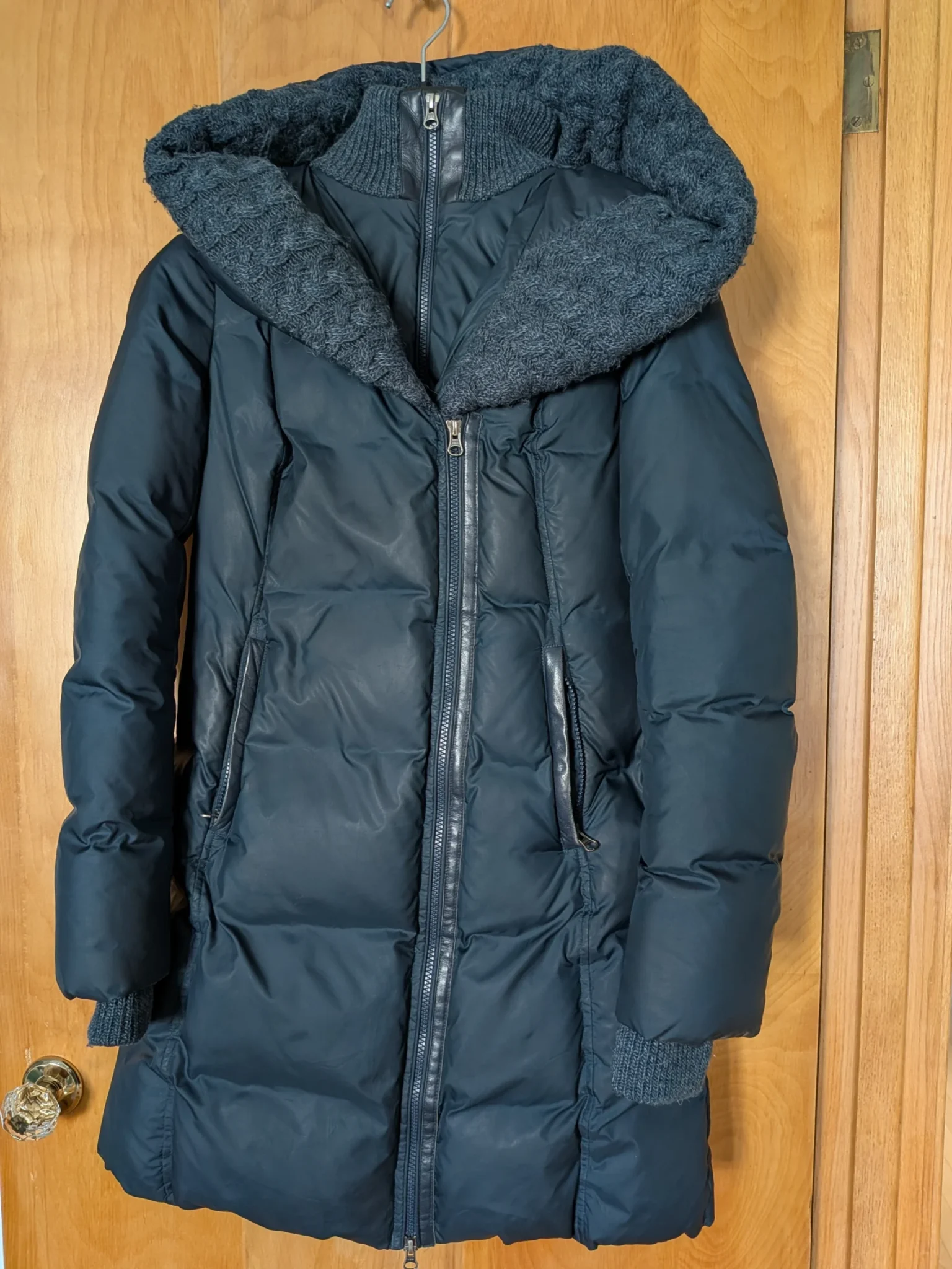 Featured image for Manteau Mackage Small