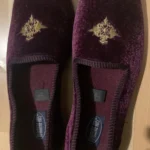 Featured thumbnail for Pantoufles vintage Foamtreads en velours avec boîte d'origine – Taille 9