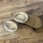 Featured thumbnail for Ugg