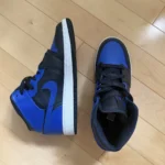 Thumbnail for Jordan Mid bleu et noir taille 7Y