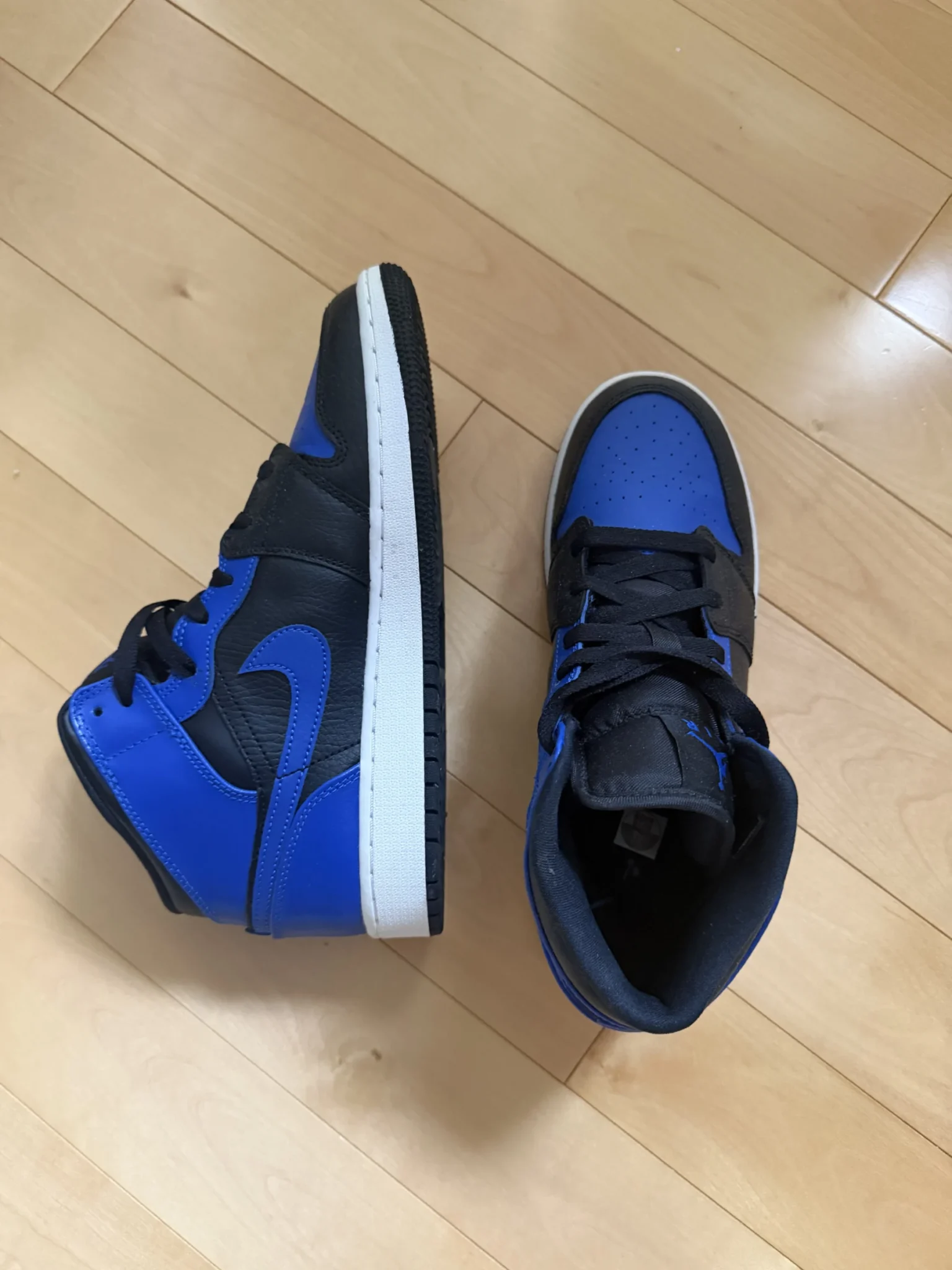 Image for Jordan Mid bleu et noir taille 7Y