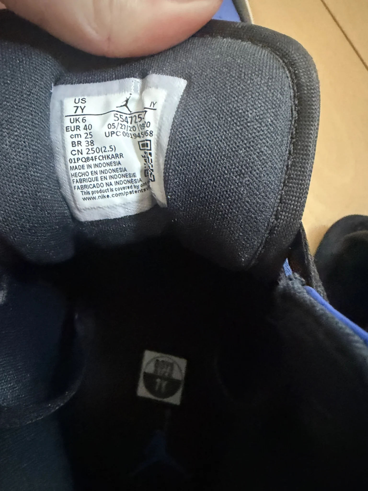 Image for Jordan Mid bleu et noir taille 7Y
