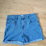 Featured thumbnail for Steeve Madden shorts