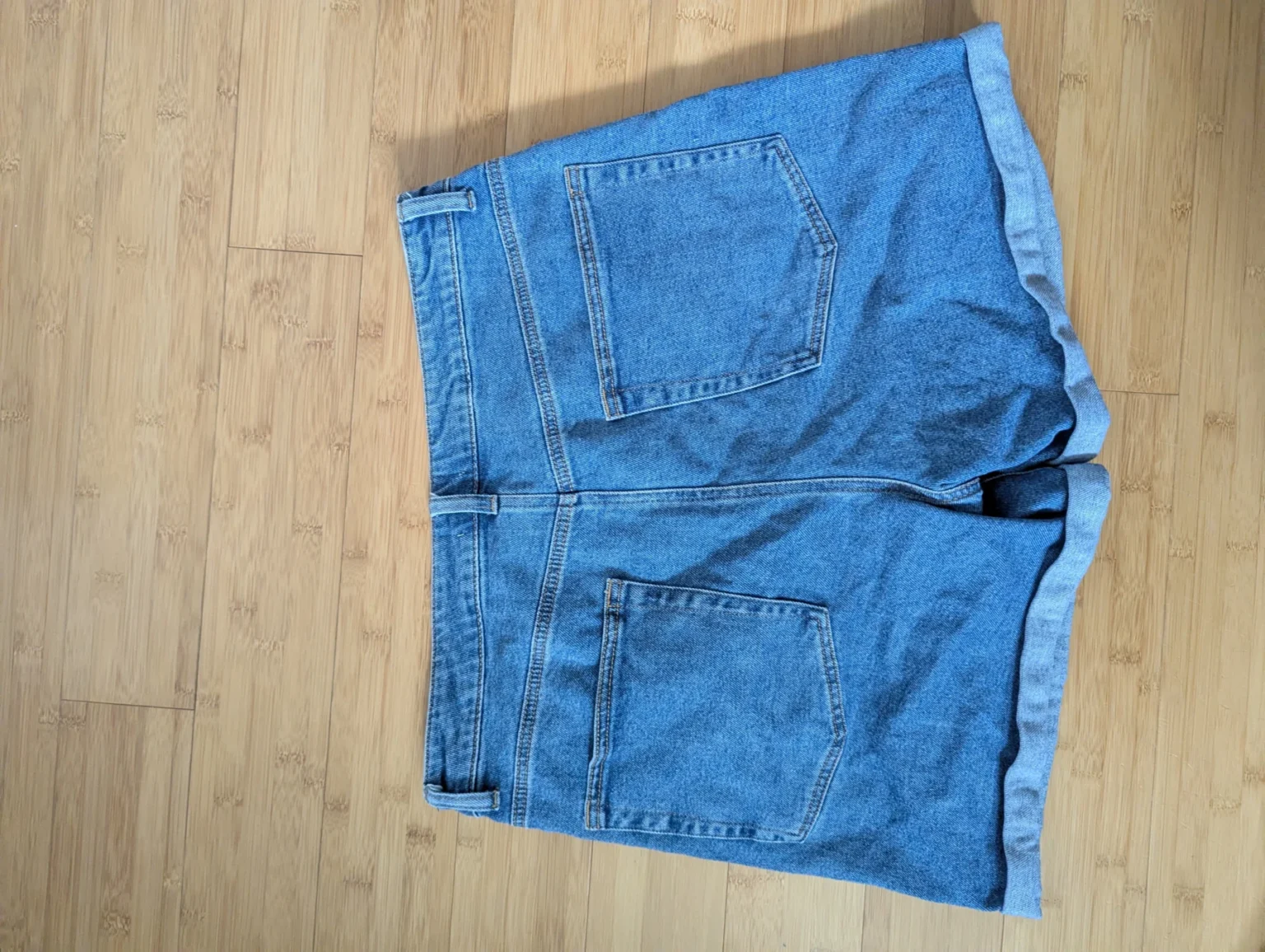 Image for Steeve Madden shorts